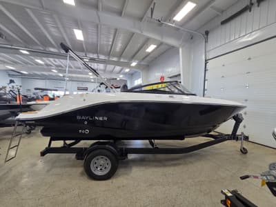 BOATZON | Bayliner V20i 2026 BOATZON | Bayliner V20i 2026
