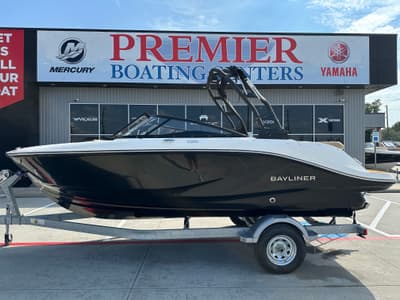 BOATZON | Bayliner V20i 2026
