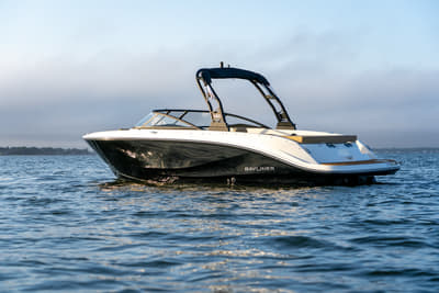 BOATZON | Bayliner V22i 2027