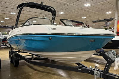 BOATZON | Bayliner VR Series VR6 Outboard 2025