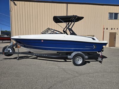 BOATZON | Bayliner VR4 Bowrider 2022