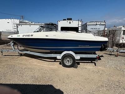BOATZON | Bayliner VR4 Bowrider IO 2018 BOATZON | Bayliner VR4 Bowrider IO 2018