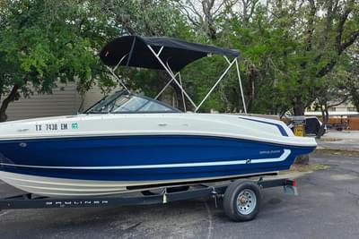 BOATZON | Bayliner VR4 Bowrider IO 2019