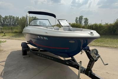 BOATZON | Bayliner VR4 Bowrider IO 2022 BOATZON | Bayliner VR4 Bowrider IO 2022