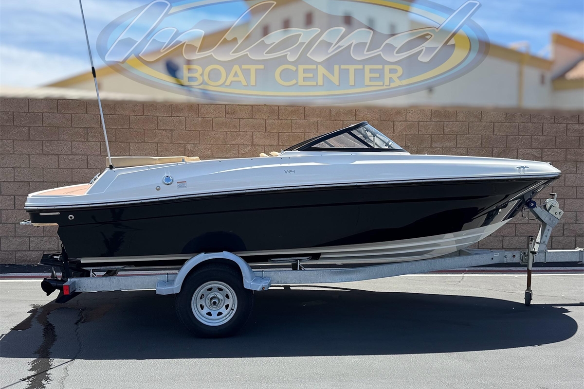 2022 Bayliner VR4 Bowrider I/O - Sold Boat