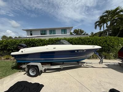 BOATZON | Bayliner VR4 Bowrider OB 2019