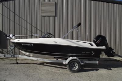 BOATZON | Bayliner VR4 Bowrider OB 2022
