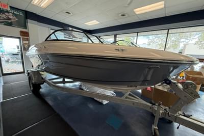 BOATZON | Bayliner VR4 Bowrider OB 2025