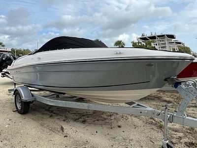 BOATZON | Bayliner VR4 Bowrider OB 2025