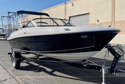 BOATZON | Bayliner VR4 Bowrider OB 2026 BOATZON | Bayliner VR4 Bowrider OB 2026