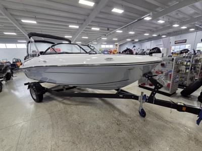 BOATZON | Bayliner VR4 Bowrider OB 2026
