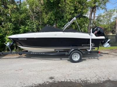 BOATZON | Bayliner VR4 Bowrider Outboard 2023 BOATZON | Bayliner VR4 Bowrider Outboard 2023