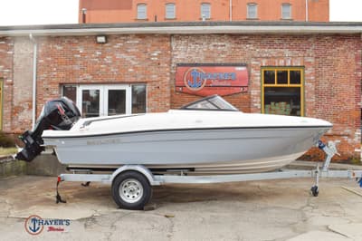 BOATZON | Bayliner VR40B 2026