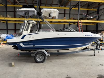 BOATZON | Bayliner VR5 Bowrider 2019