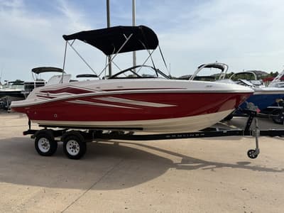 BOATZON | Bayliner VR5 Bowrider 2020