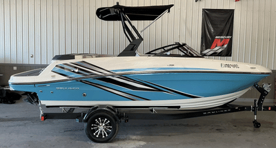 BOATZON | Bayliner VR5 Bowrider 2022