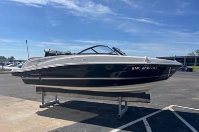 BOATZON | Bayliner VR5 Bowrider IO 2016 BOATZON | Bayliner VR5 Bowrider IO 2016