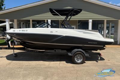 BOATZON | Bayliner VR5 Bowrider IO 2018 BOATZON | Bayliner VR5 Bowrider IO 2018