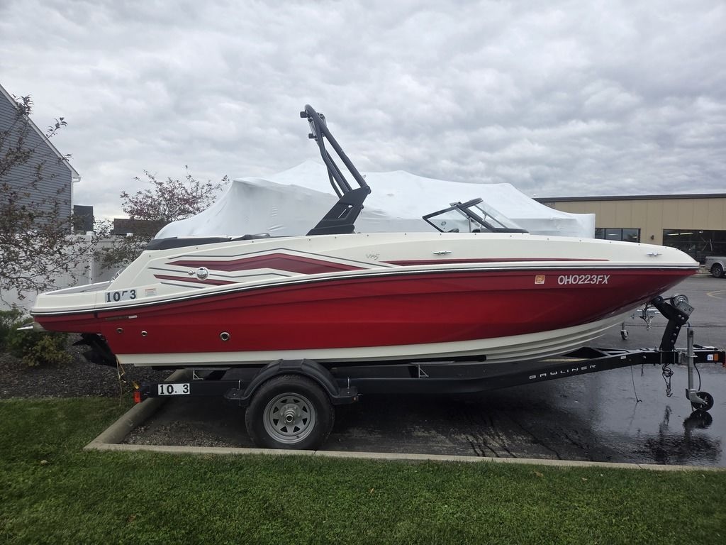 2019 Bayliner VR5 Bowrider IO - Sold Boat