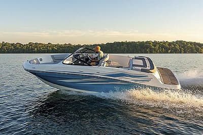 BOATZON | Bayliner VR5 Bowrider IO 2022 BOATZON | Bayliner VR5 Bowrider IO 2022