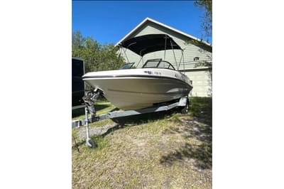 BOATZON | Bayliner VR5 Bowrider OB 2017 BOATZON | Bayliner VR5 Bowrider OB 2017