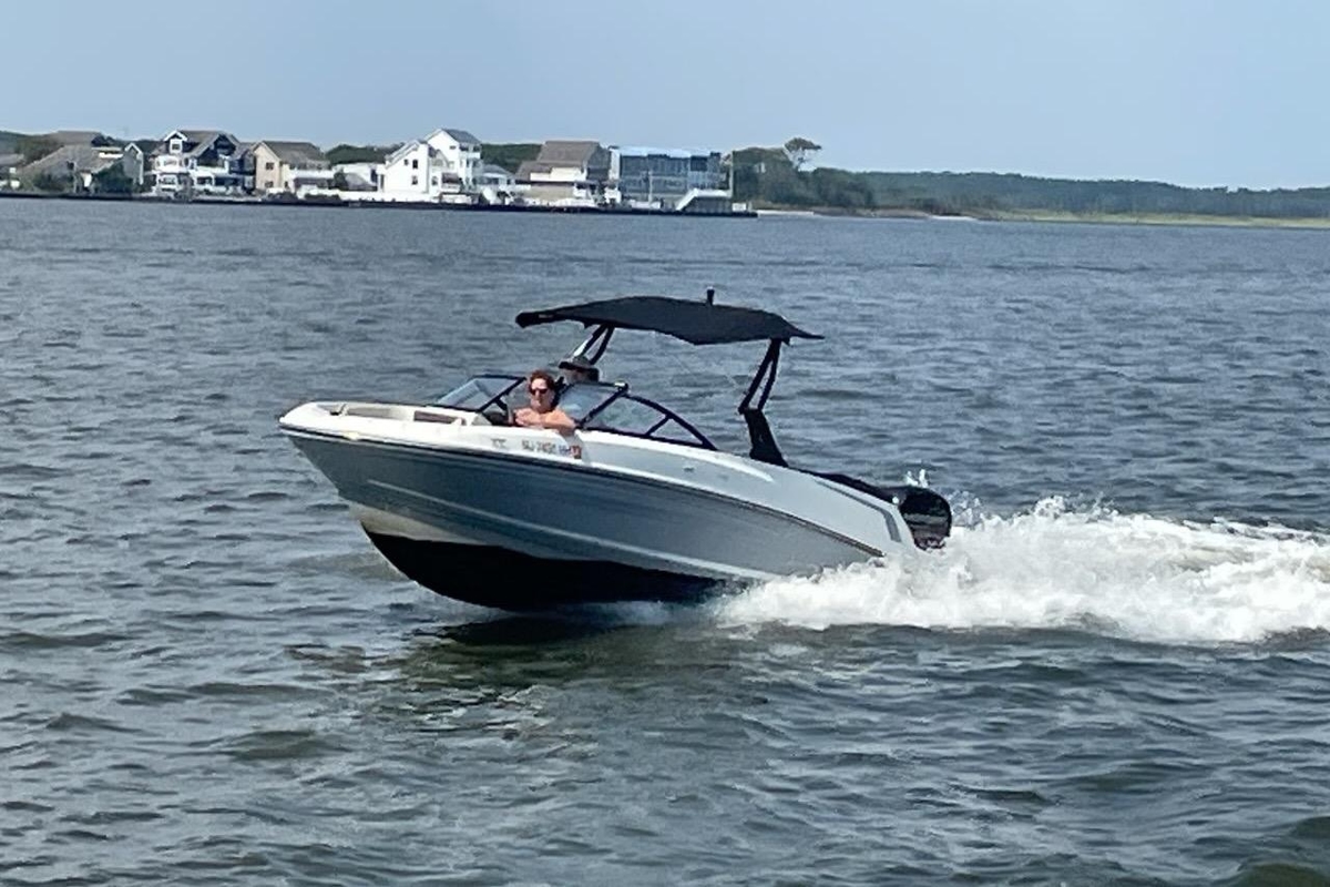 2018 Bayliner VR5 Bowrider OB - Sold Boat