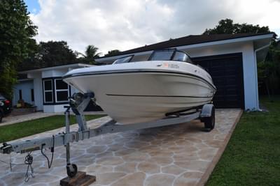 BOATZON | Bayliner VR5 Bowrider OB 2022