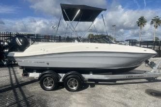 BOATZON | Bayliner VR5 Bowrider OB 2023