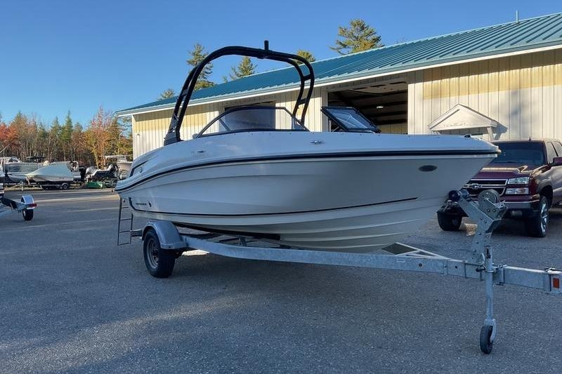 2023 Bayliner VR5 Bowrider OB - Sold Boat