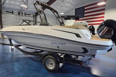 BOATZON | Bayliner VR5 Bowrider OB 2025 BOATZON | Bayliner VR5 Bowrider OB 2025