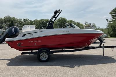 BOATZON | Bayliner VR5 Bowrider OB 2025