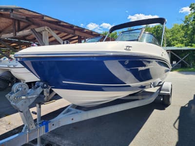 BOATZON | Bayliner VR5SALE PENDING 625 2018