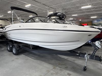 BOATZON | Bayliner VR6 2025