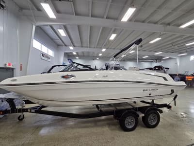 BOATZON | Bayliner VR6 2026