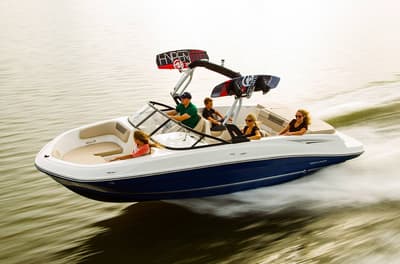 BOATZON | Bayliner VR6 Bowrider 2017