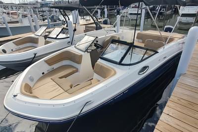 BOATZON | Bayliner VR6 Bowrider OB 2025