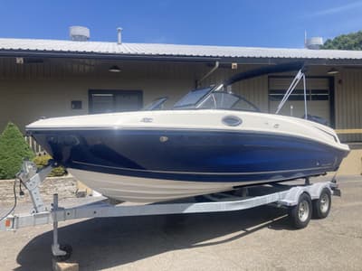 BOATZON | Bayliner VR6 Bowrider  Outboard 2023