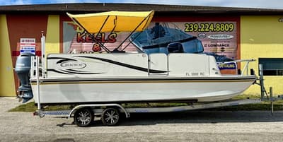 BOATZON | Beach Cat 23 SaltWater Pontoon 2016
