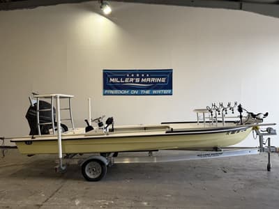 BOATZON | Beaver Tail B2 Side Console 2009 BOATZON | Beaver Tail B2 Side Console 2009