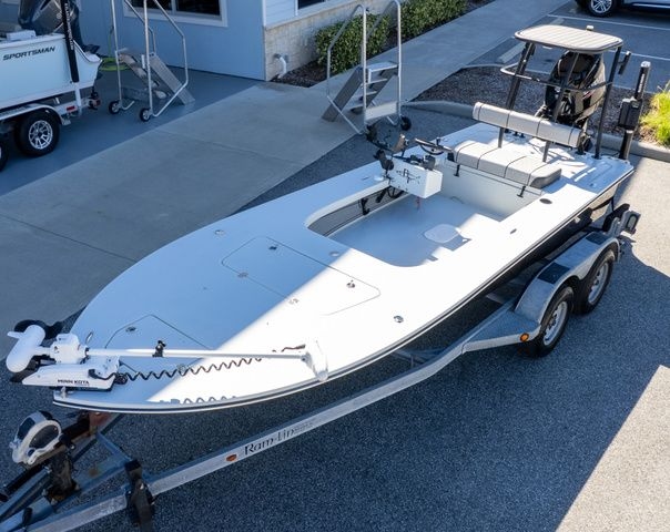 2021 Beaver Tail Skiffs AIR 18 - Sold Boat