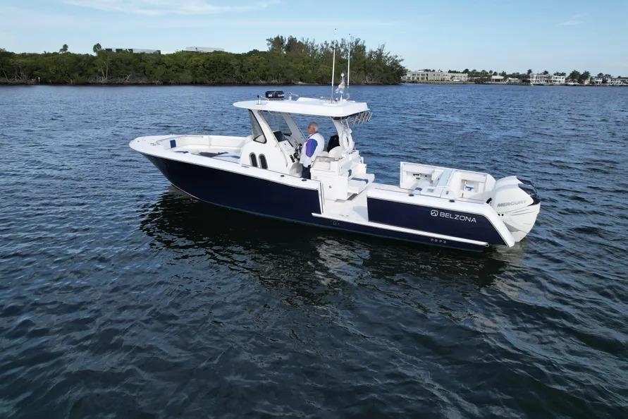 2017 Belzona 325 Center Console - Sold Boat