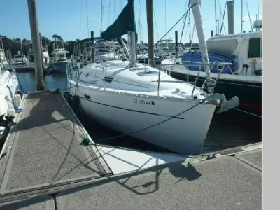 BOATZON | Beneteau 331 2004