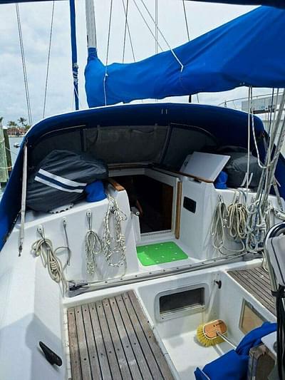 BOATZON | Beneteau 350 Oceanis 1988 BOATZON | Beneteau 350 Oceanis 1988