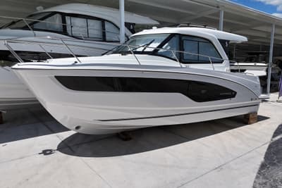 BOATZON | Beneteau Antares 9 V2 2026