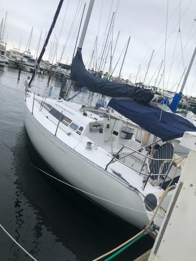 BOATZON | Beneteau First 285 1988