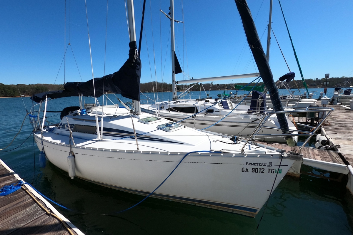1990 Beneteau First 285 - Sold Boat