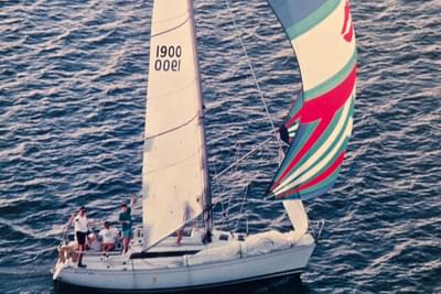 BOATZON | Beneteau First 29 1985 BOATZON | Beneteau First 29 1985