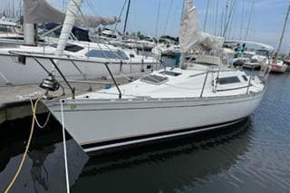 BOATZON | Beneteau First 305 1986