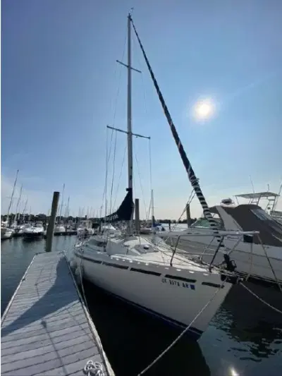 BOATZON | Beneteau First 325 1982