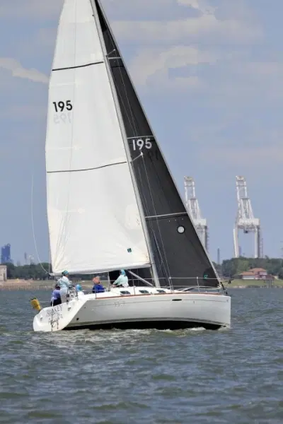 BOATZON | Beneteau First 337 2000 BOATZON | Beneteau First 337 2000